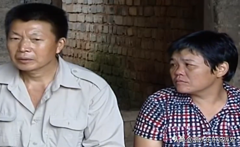 湖南19岁养女高考金榜题名，私下却与富爸爸相认，被骂忘恩负义