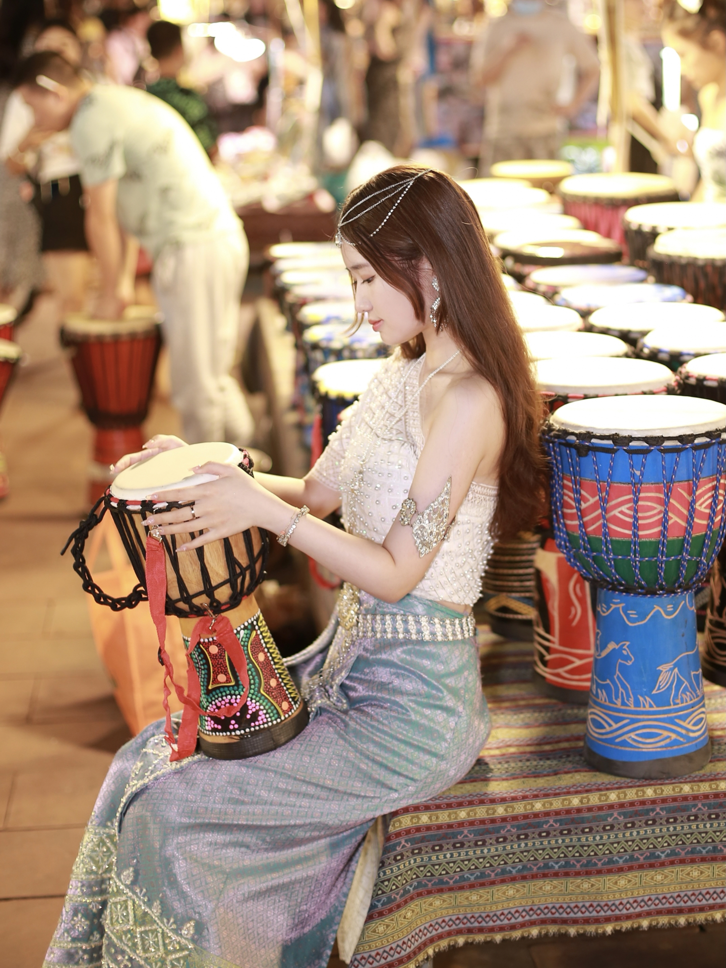 关于傣族姑娘的句子说说(傣族姑娘的优美句子) _晶羽文学网