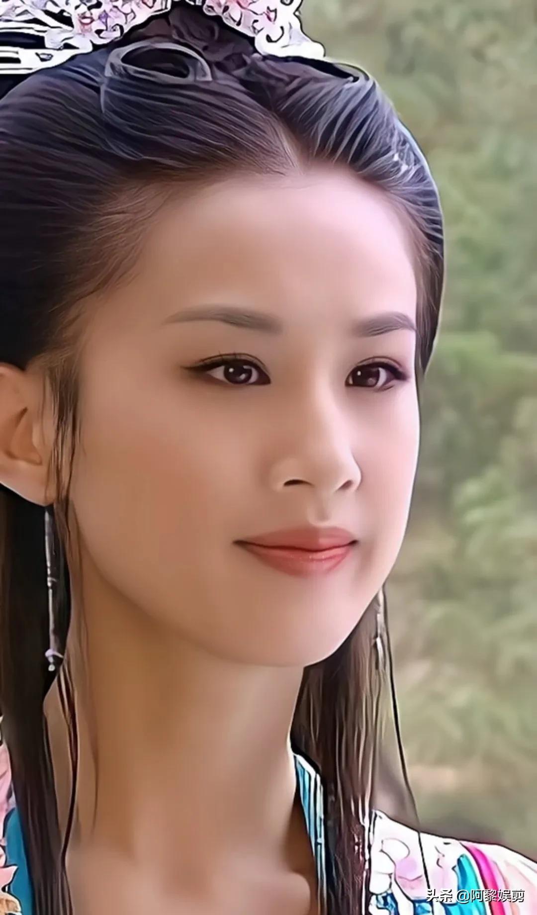 黄圣依年轻时真漂亮