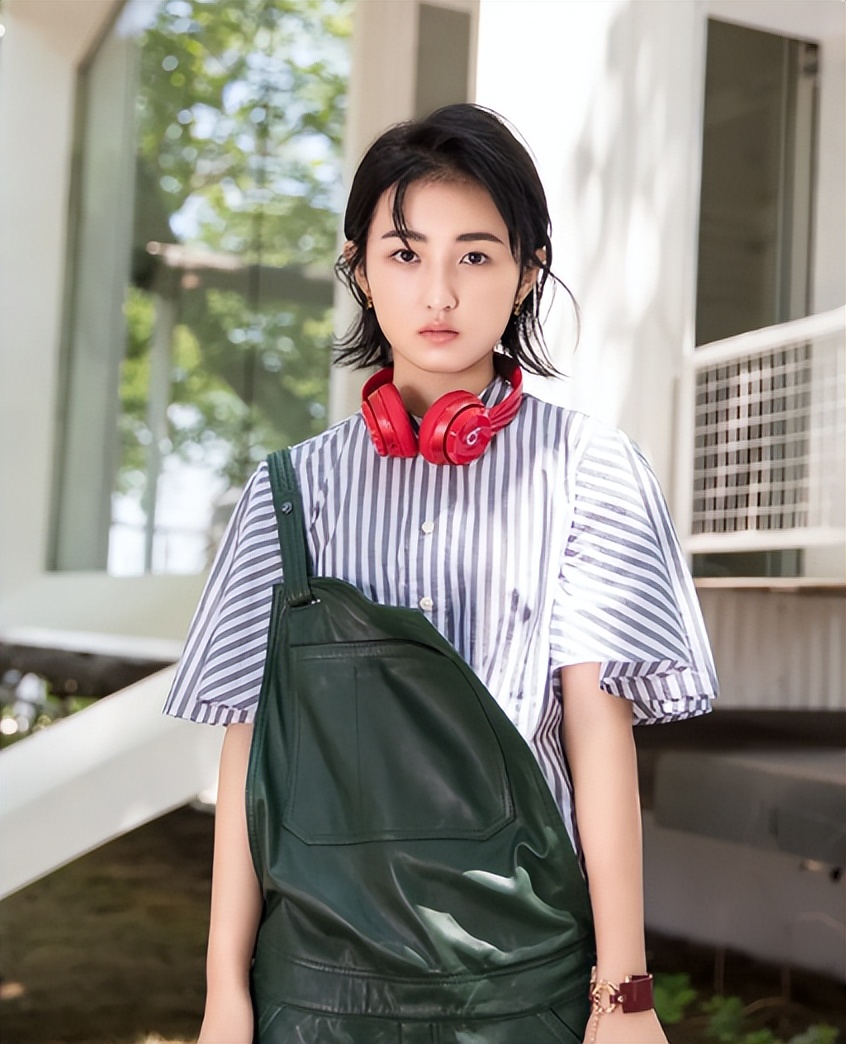 有人资源顶天，有人演技炸裂，95后小花竞争激烈，谁能突出重围？