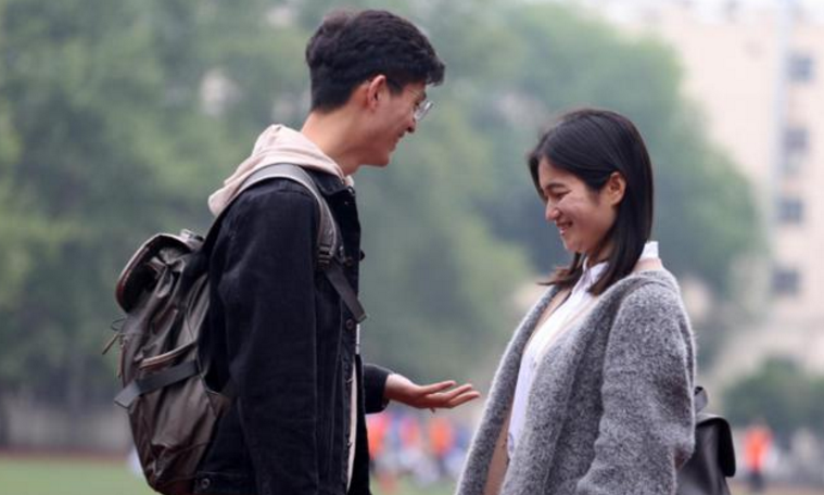 “要彩礼一律免谈”00后大一新生大谈婚恋观，意外受网友支持