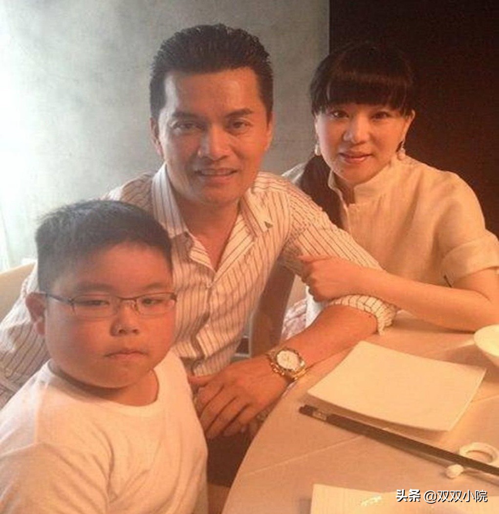 遗传真的是1门深奥的学问，父母均是神仙颜值，儿女却一言难尽