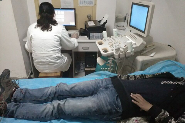 葡萄是肝病的“发物”吗？春季养肝正当时，多吃“红黄紫”三果