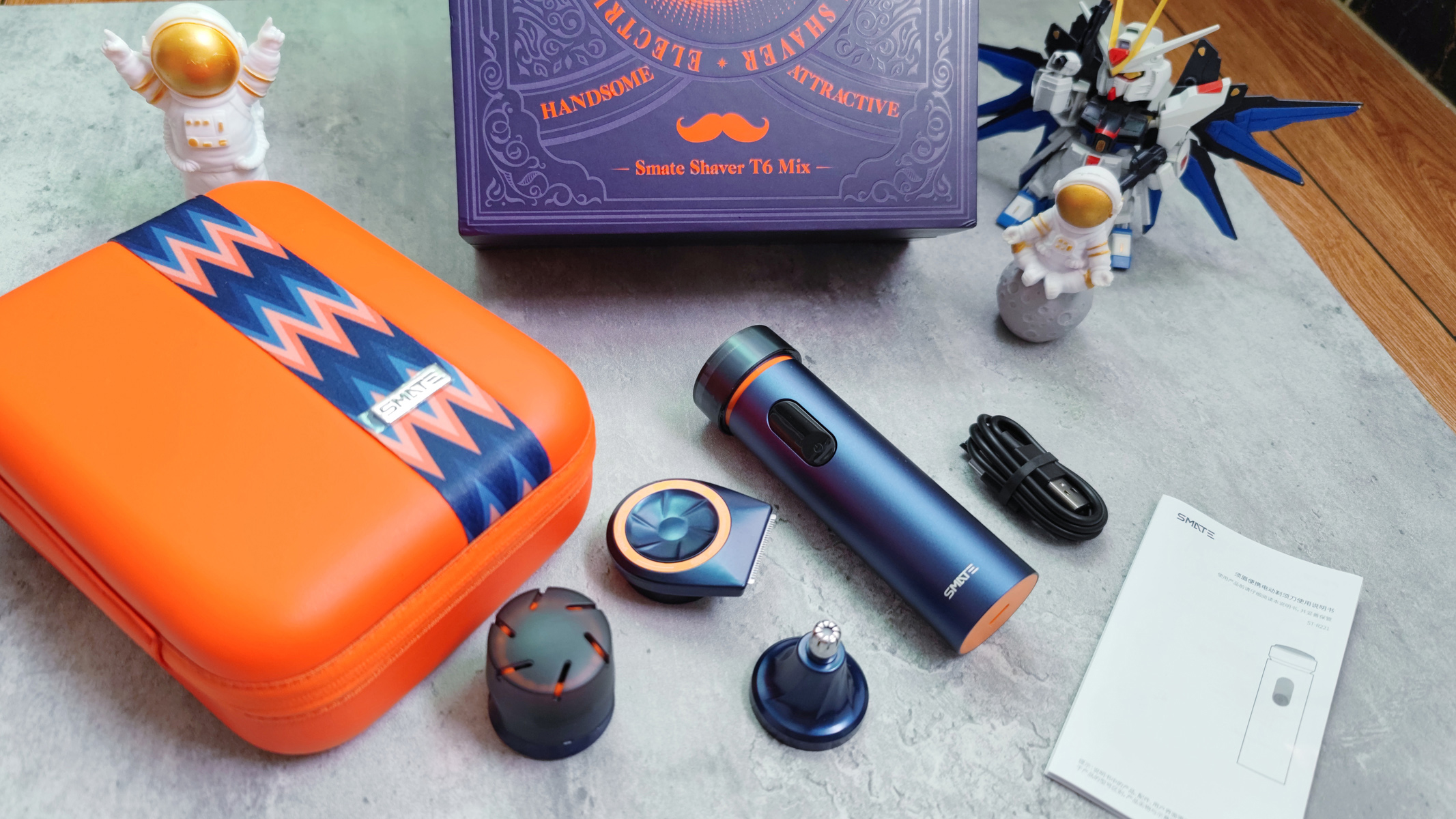 轻巧便携，功能多变！差旅男士依然精致