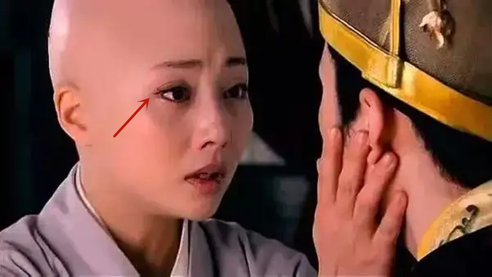 贾静雯穿薄纱,孙俪最真实,殷桃一个头两个大 - 蓬莱阁传说 | 蓬莱阁旁