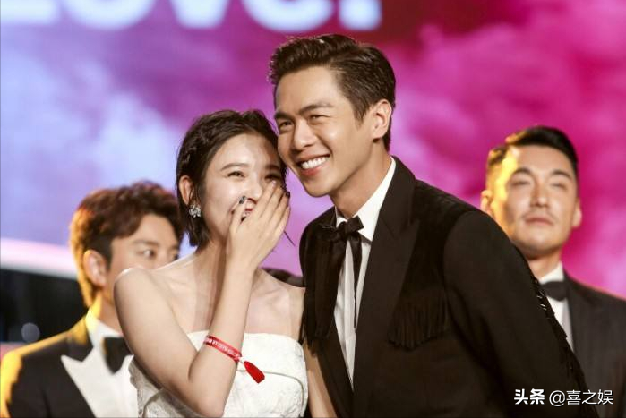 与唐艺昕一撞结缘，后妈比自己还小5岁，他的人生比你想得更精彩