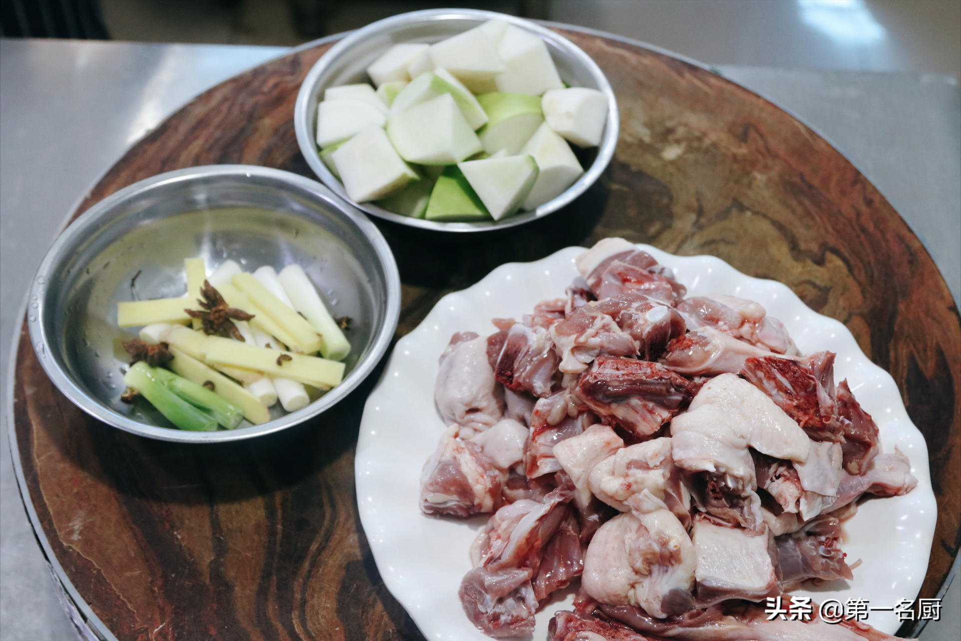 冬至后，要常吃这4道家常热菜，热乎乎的端上桌，滋补又暖身