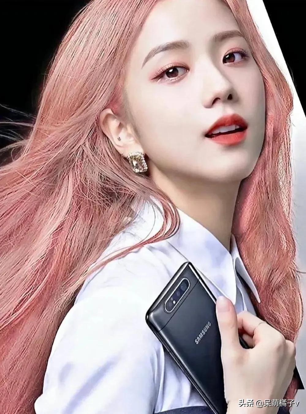 金智秀的美貌足以撼动你的心