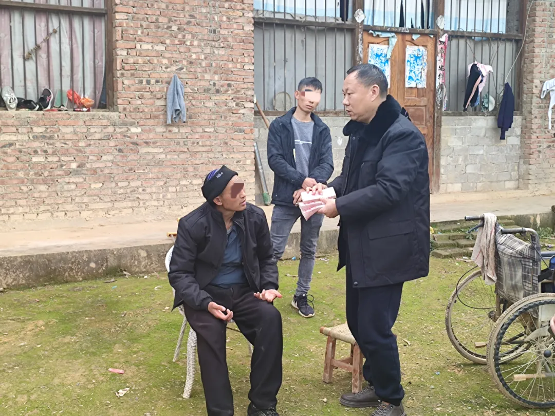 【我为群众办实事】罗平:法官上门提供司法救助