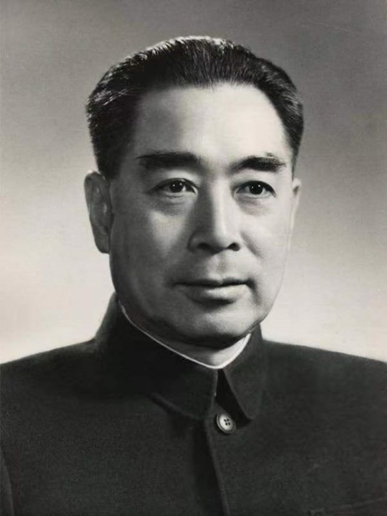 同样是国民党高官，为什么卫立煌官至副国级，而李宗仁却无官可做