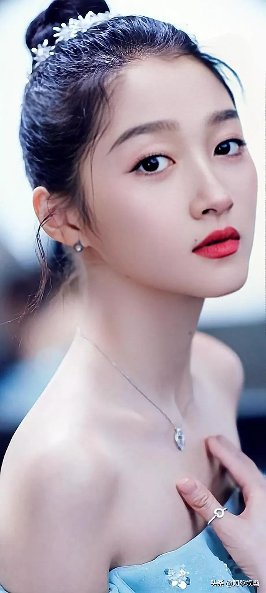 当杨颖遇上关晓彤，两大美人谁更胜一筹？