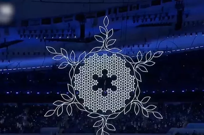 30年后的氢能社会，汽车只排出水，很多家庭都有一个“小电站”