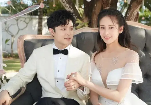 “娱乐圈大嘴巴”喜欢豪门的颖儿，为何选择爱的卑微的付辛博