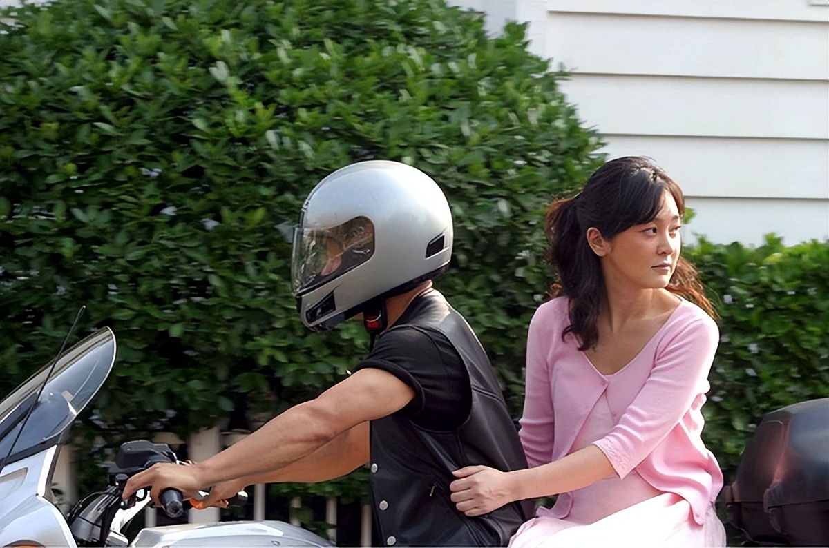 《空房间》:男主对女主的救赎,是一次"边缘人"对生活的反抗