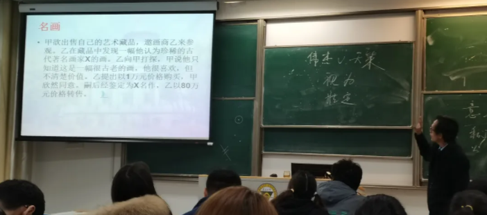 揭秘985大学超火“宝藏课程”：十多位老师“齐上阵”，走红央视新闻、人民网