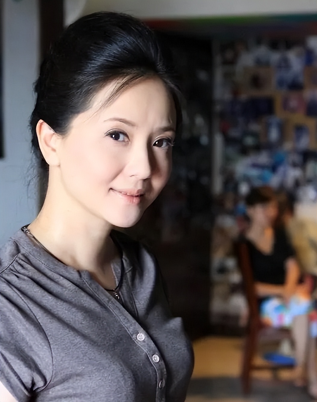 14位贤良的“妈妈专业户”女星，年轻时个顶个是美人坯子