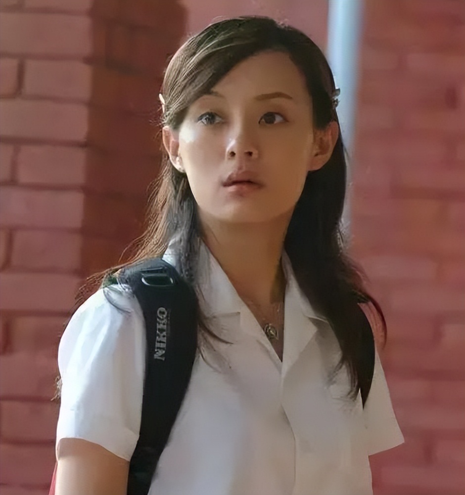 孙俪资助了4年的"白眼狼"向海清,走到今天的结局怪谁呢