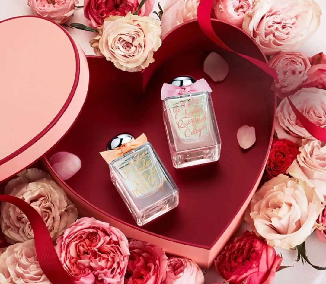 dior新年限定（dior节日限定日历）