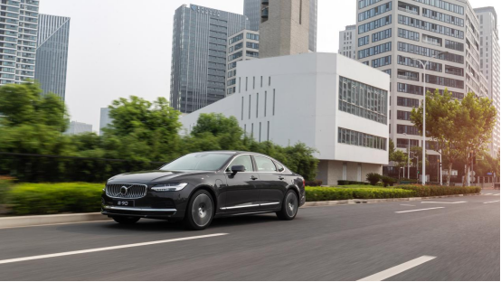 以细节见豪华：在沃尔沃S90里享受豪华的私人空间