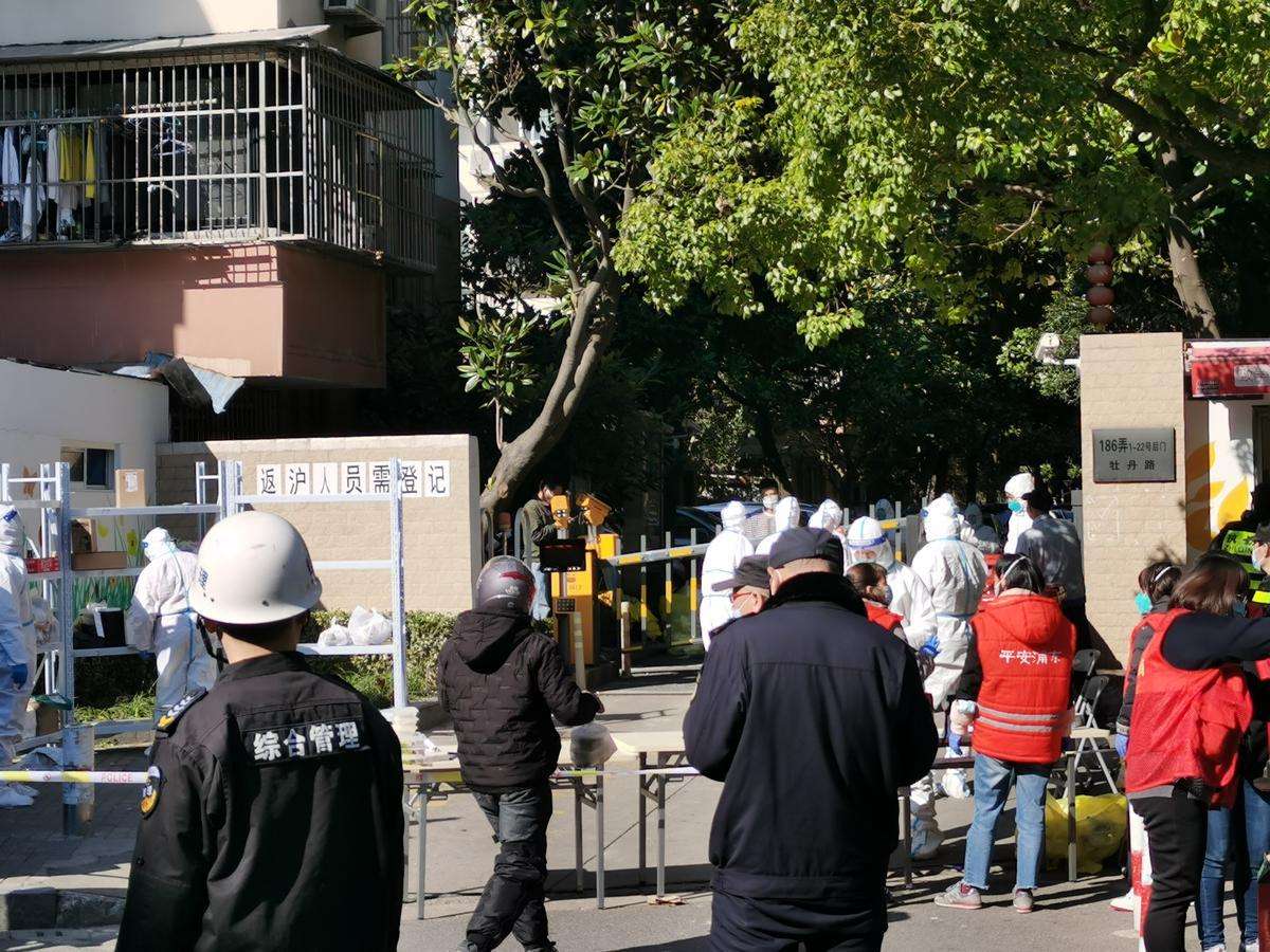 同样是“套套”，几块钱的和几百块的有何差别？难道贵的更舒适？