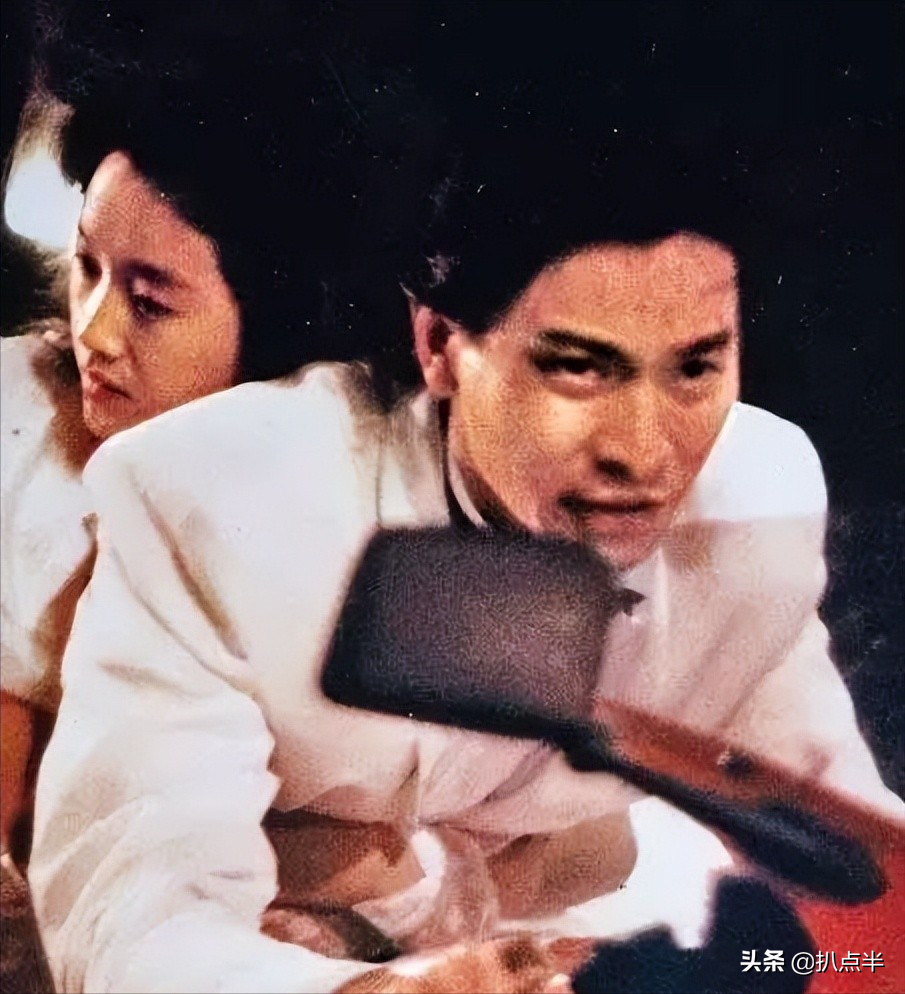 同样演顾曼桢，将吴倩莲、林心如和蒋欣放在一起，差距就出来了