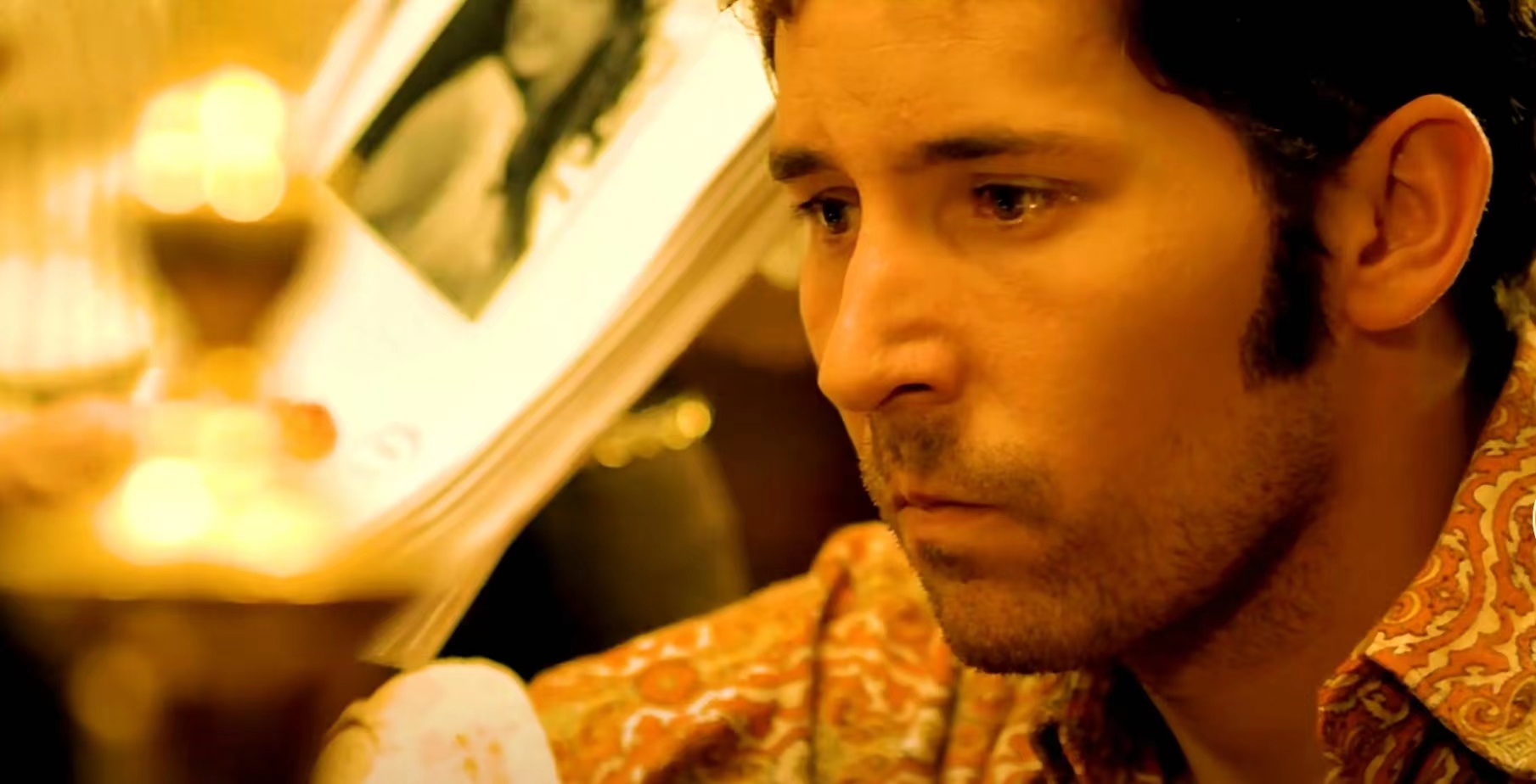 《谜一样的双眼》：与杀妻凶手无交流一起生活了25年，男子：复仇