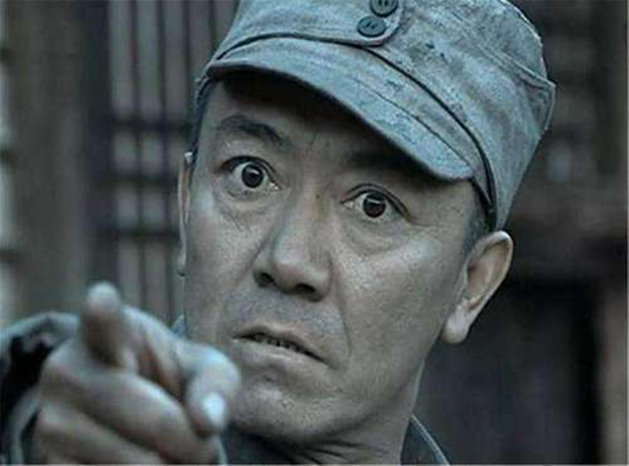 日本人出书嘲讽中国“抗日神剧”，如此乱象，该由谁来买单？