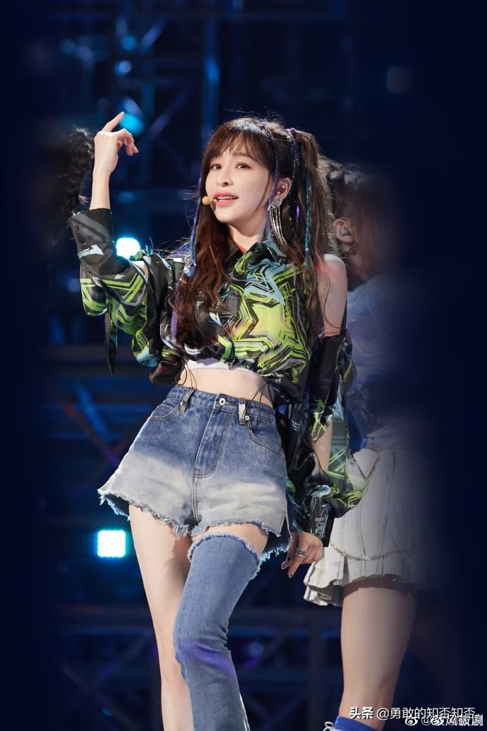 王心凌又火了，表象背后的本质是啥？