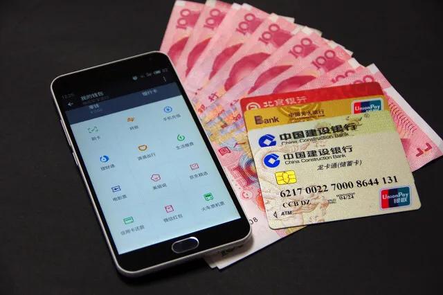 哪些银行年利率能达到3.5%，一万元每年利息多少？汇总给大家