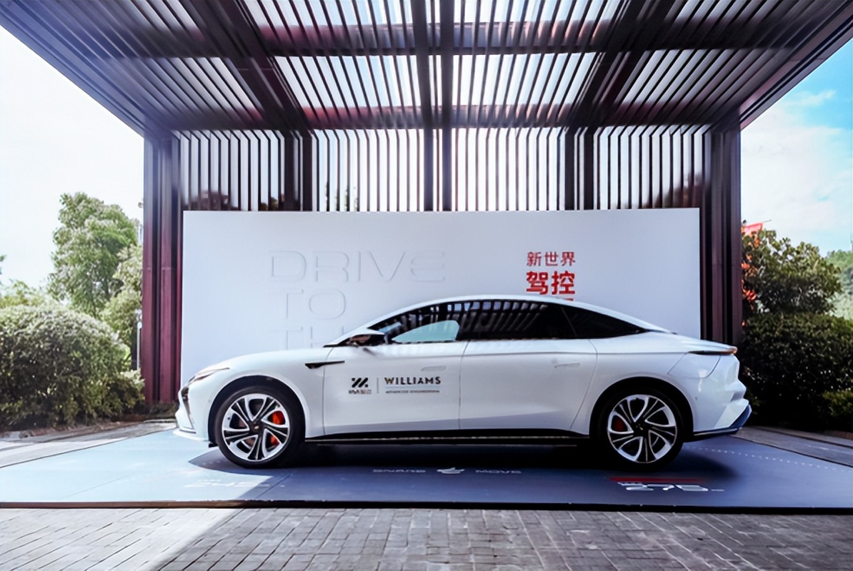 智己L7全国道路试乘试驾活动—宁波站正式开启