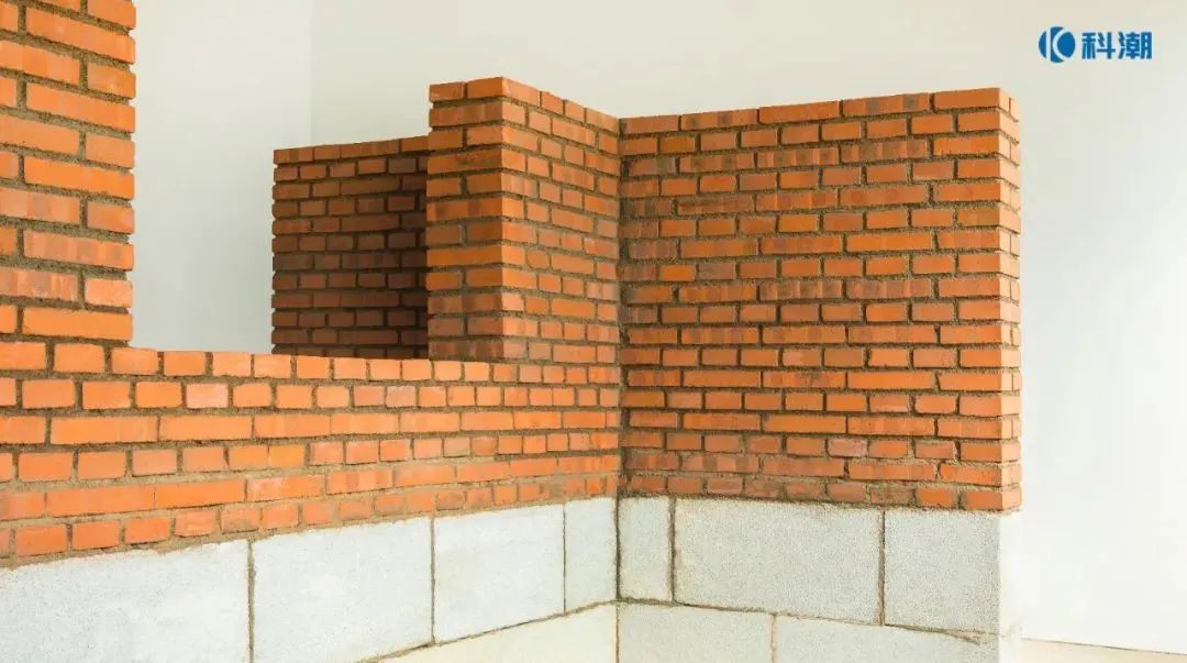 墙面反碱的原因是什么？如何处理？