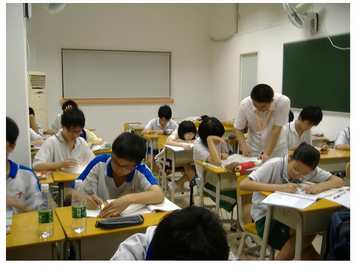 学生欢呼！北京大中小学暑假放假时间出炉，家长：啥时候开学呐