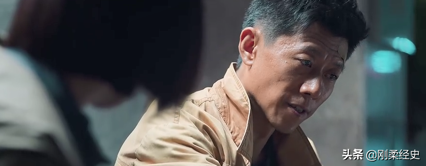 《庭外·盲区》：堆砌悬疑，错漏百出，编剧和观众双双进入盲区