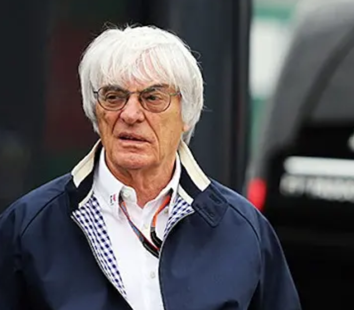 英国“矮子富豪”：身高1米59，82岁娶超模，90岁喜提长子