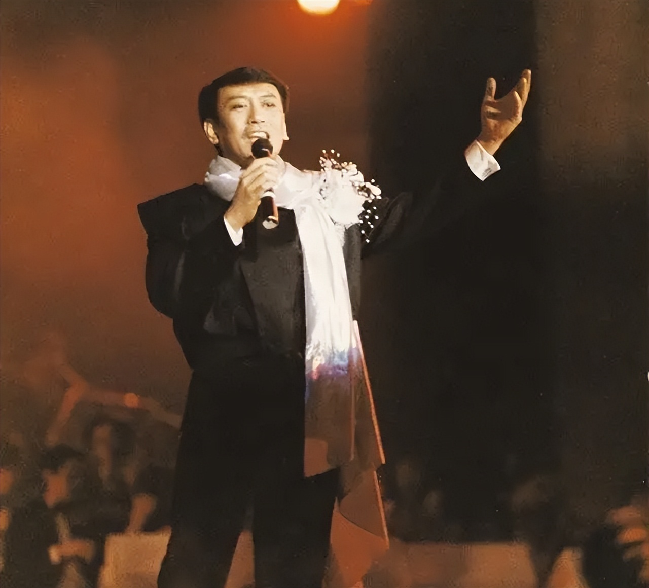 闻歌起武 武侠电视剧主题曲时代的杰出代表 罗文《小李飞刀》