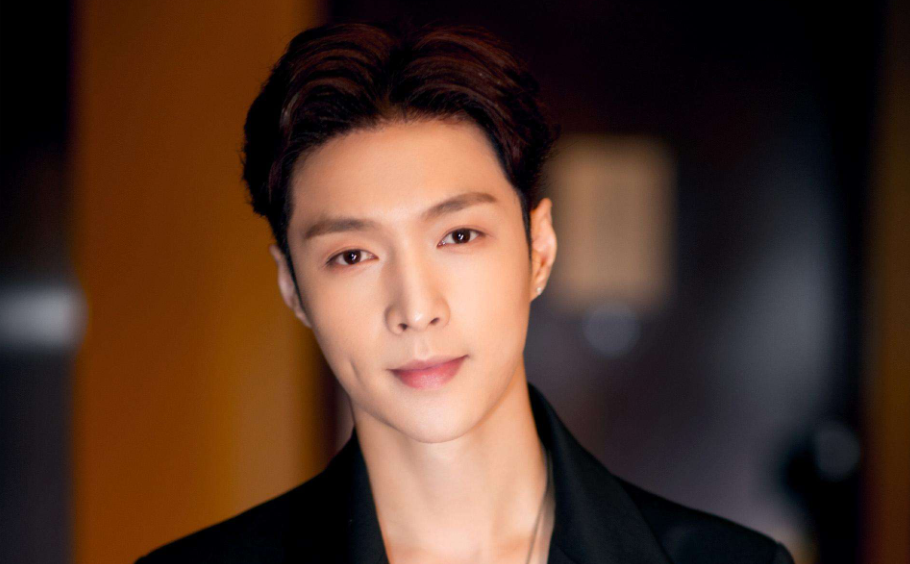 学海无涯，“小绵羊”张艺兴参加长江商学院面试，这是什么学校