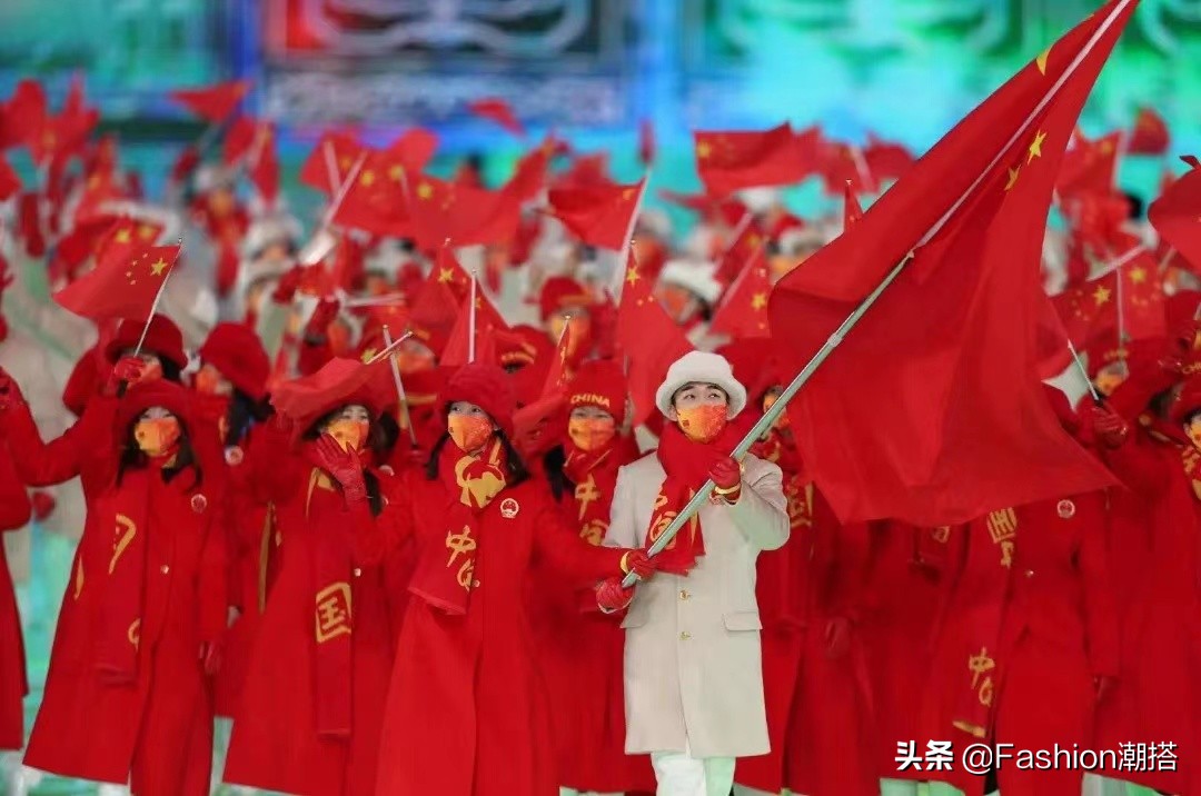 2022冬奥会顶级滑雪服品牌盘点：专业冬季运动装备解析