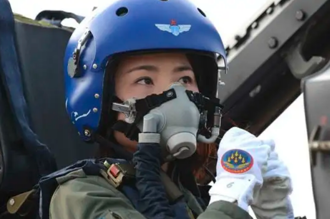 “近视眼”不能报考的5个专业，成绩再好也不行，考生要提前了解