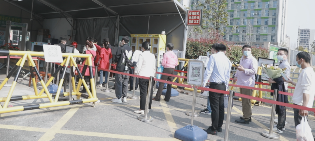 安全又便民！到这家医院凭“二码一证”可快速过闸