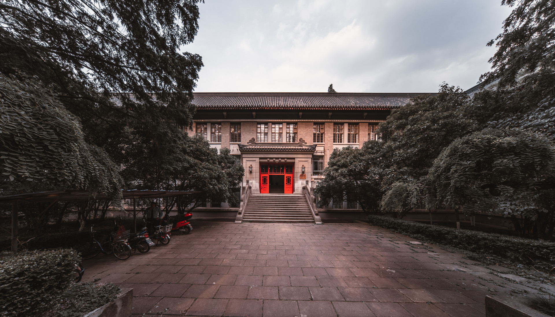抵制国外大学排名，南京大学打响第一枪，隐藏背景我来揭秘