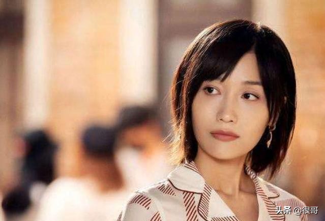 女心理师中隐藏着两位才女：一位做过乐队主唱，一位上过最强大脑