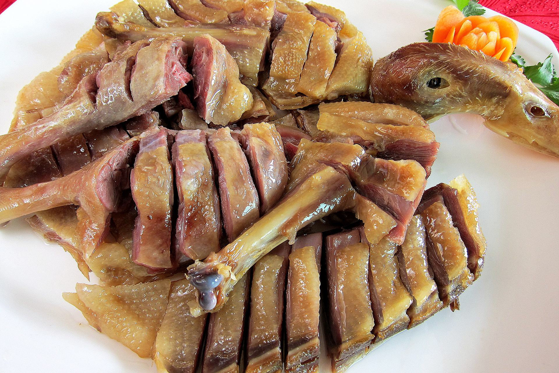 蒸板鸭(江西美食"3鸭1鸡",第3道曾上过国宴,如今却遭冷落,你吃过吗)