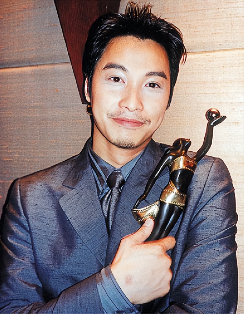 香江群音之最佳配角·谭耀文