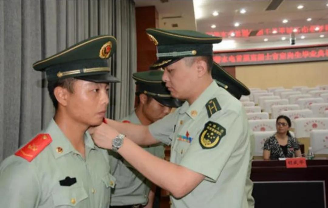 三級軍士長是一個什么級別的待遇，還會退役嗎？不一定