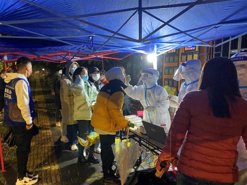 冲锋一线！今天，第111个国际护士节，把“头条”留给她们！