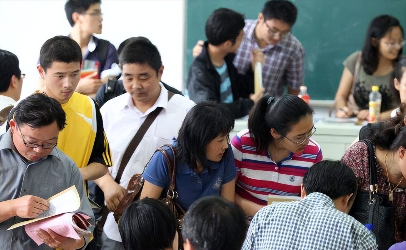 内蒙古“独特”的高考志愿填报，拼的就是网速，没有颗强心脏不行