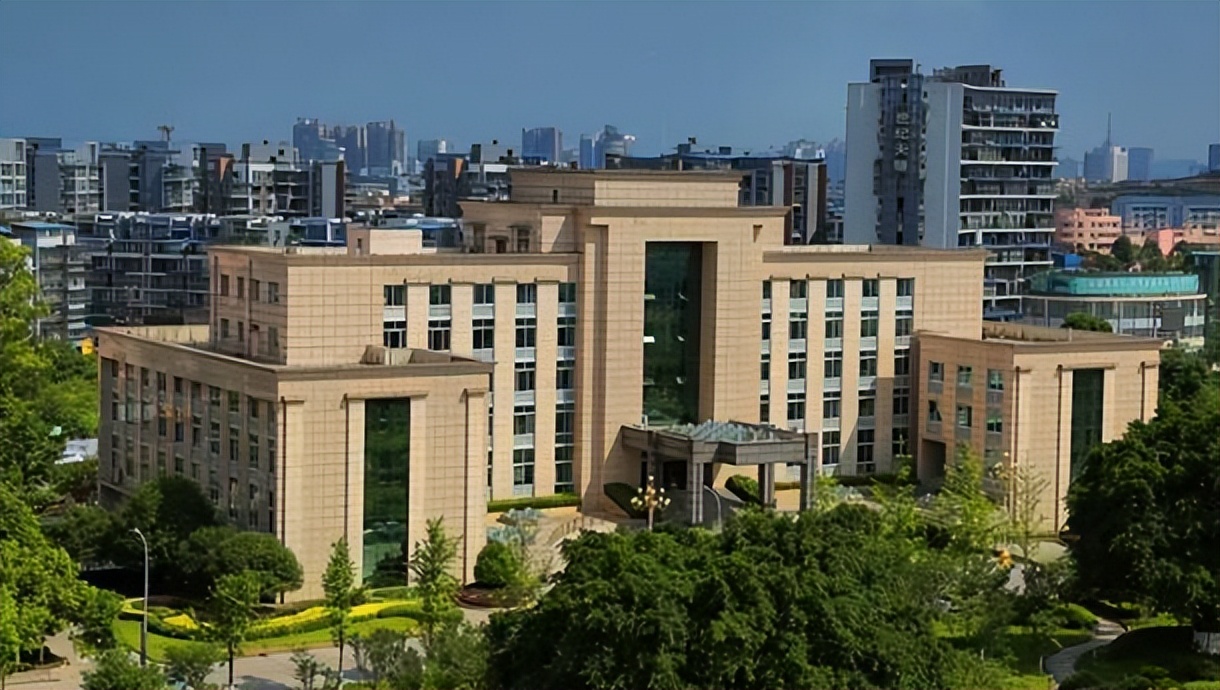 换帅！西华师范大学迎来新领导，网友评论不一：学校将新发展？