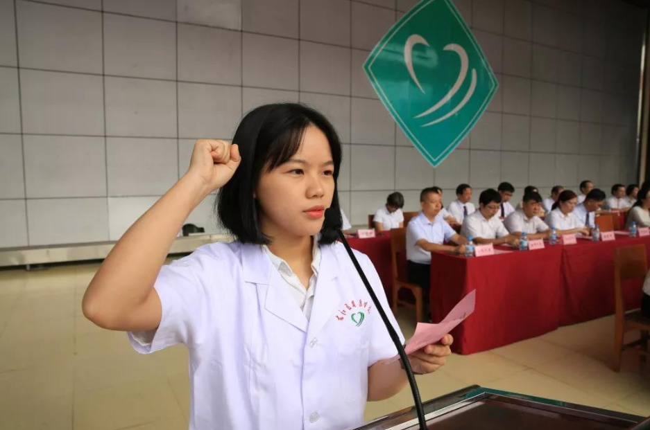 医学类专业“就业前景”排名，榜首在意料之外，中医学成为黑马