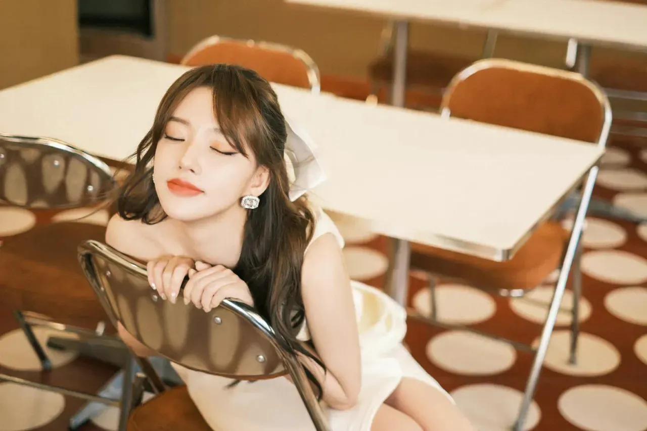 美女鉴赏之杨颖、徐璐、古力娜扎、吴宣仪、赵樱子、裴秀智、倪妮