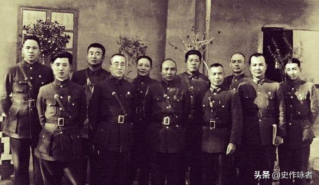 盘点解放战争中，四位起义失败的国军将领，其中一位惨遭学生出卖
